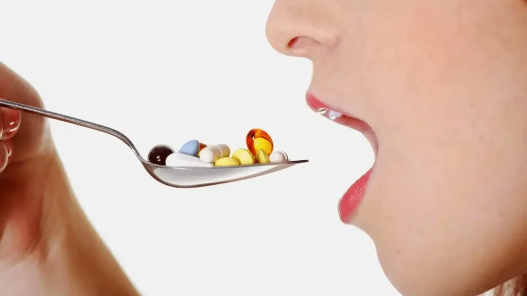 یکی از دلایل اصلی ایجاد موخوره کمبود ویتامین ها است